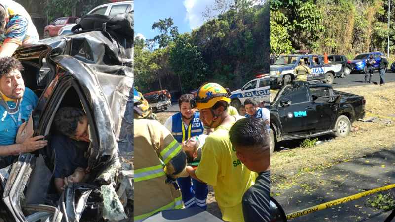 Socorristas recuperan el cuerpo de David Molina, de 30 años, quien falleció atrapado en el vehículo. Foto: [Comandos de Salvamento].