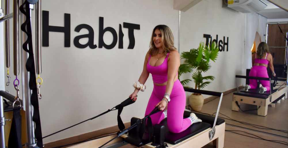 Entrenamiento dinámico y cuidado profesional: así se vivió la exclusiva sesión de Habit Pilates Club junto a Wella Professionals en Santa Ana. 🇸🇻