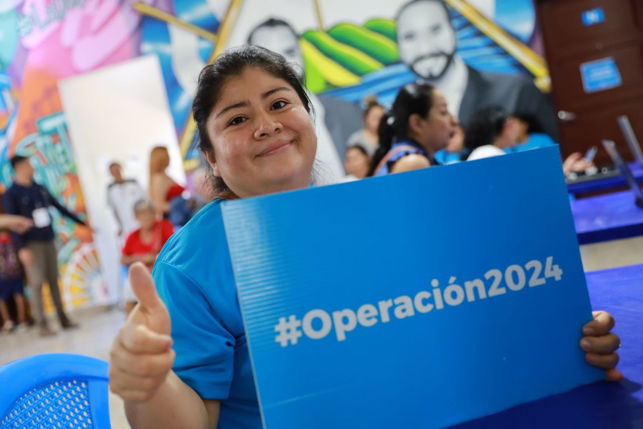 Sede del partido Nuevas Ideas en San Salvador, donde se coordinará la inscripción de precandidaturas para el proceso interno de julio de 2026. Archivo