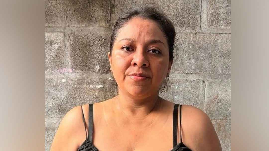 Olinda Claros Rivera, acusada de agredir sexualmente a menores y grabar material pornográfico infantil en San Miguel. Foto: FGR