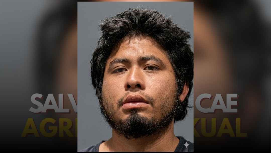 Cristóbal Liovardo Vásquez Sánchez enfrenta cargos por delitos sexuales en Arlington tras haber sido liberado previamente bajo leyes de santuario.