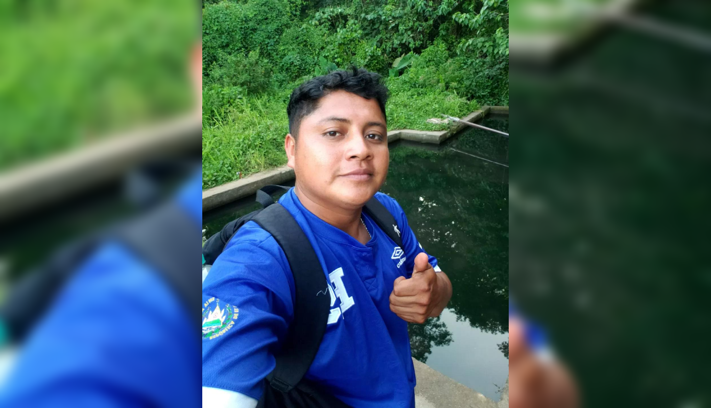 El influencer William Vásquez, conocido como Bambicasero, murió al chocar su motocicleta con otra en el Periférico Claudia Lars. Los presuntos responsables habrían manejado en estado de ebriedad. Foto: @banbicasero