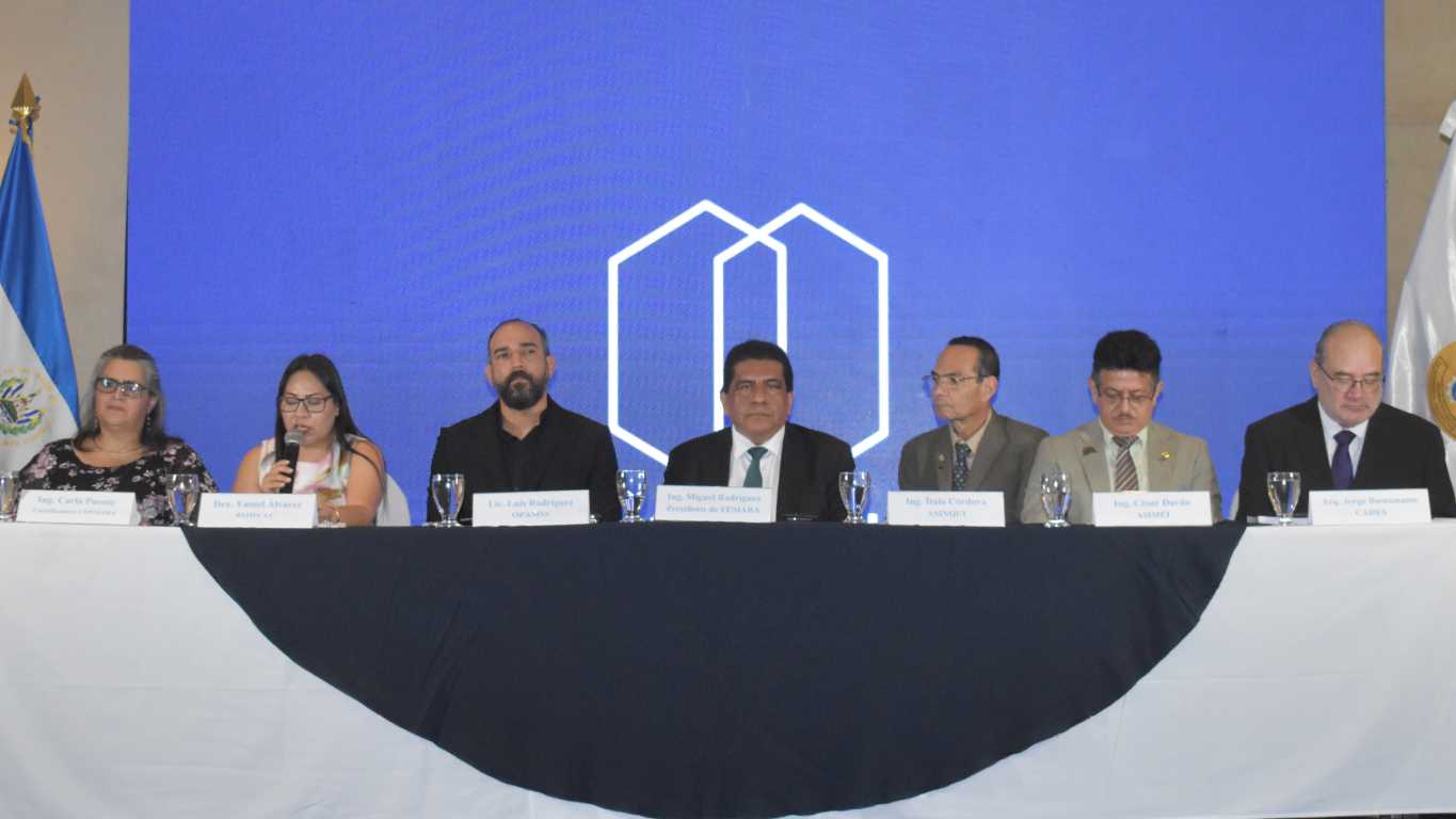 La OPAMSS y FESIARA inauguran el I Congreso de Ingeniería apostando por la inteligencia artificial.